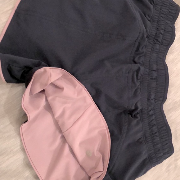 Lululemon choose a side short